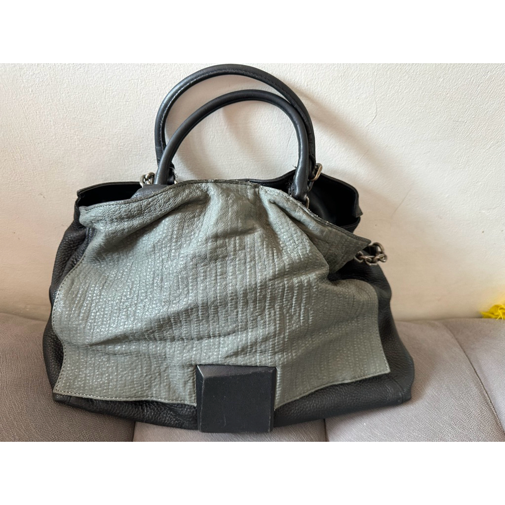 tas rouge and lounge