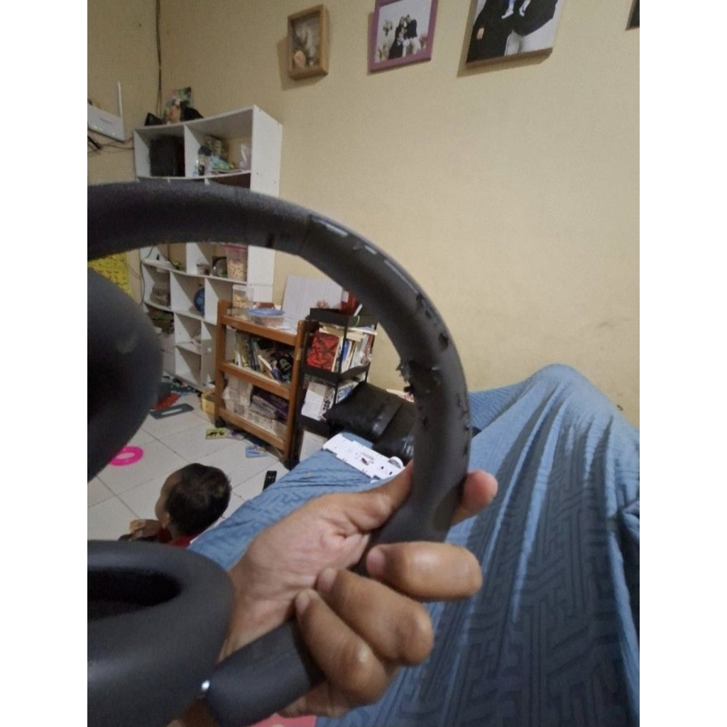 PRELOVED BASEUS HEADPHONE (lama dikardus kulit ada yg mengelupas)