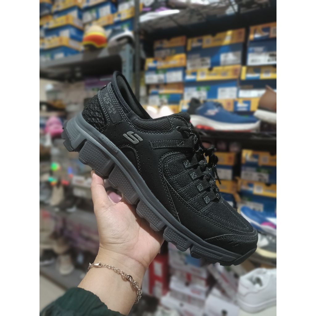 SKECHERS MEN SUMMITS AT