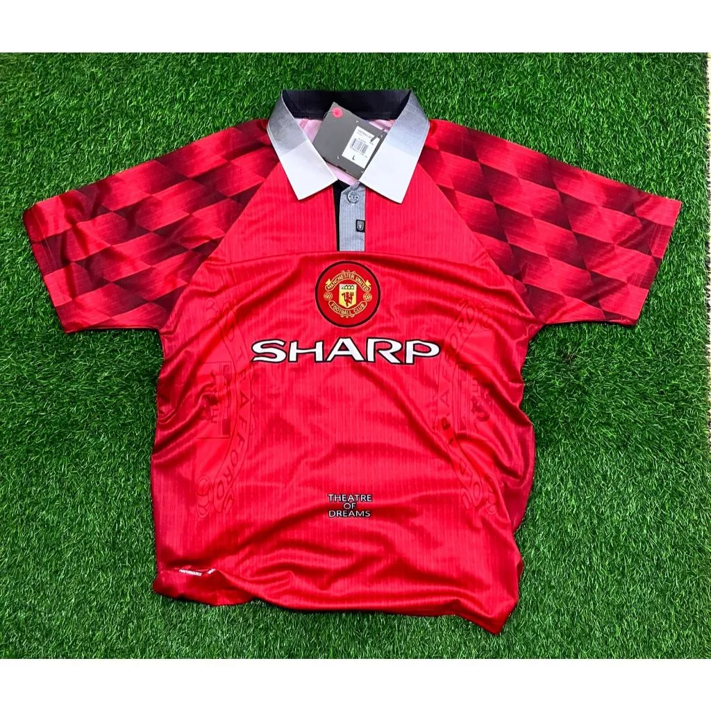 JERSEY RETRO VINTAGE MEN.U HOME SHARP THEATRE OF DREAMS 1996/1997 GRADE ORI AAA CLASSIC