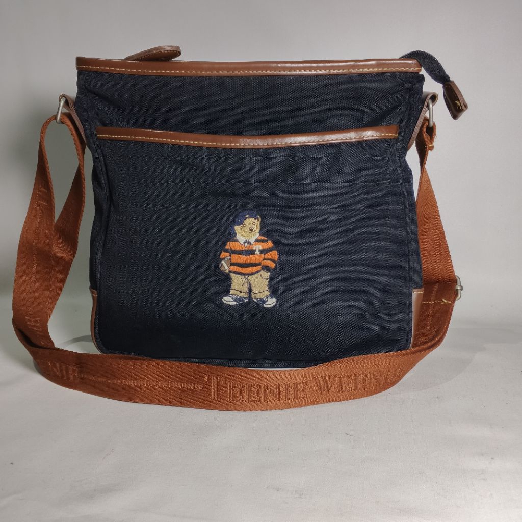Tas Selempang Teenie Weenie TW Bear Canvas Sling Bag
