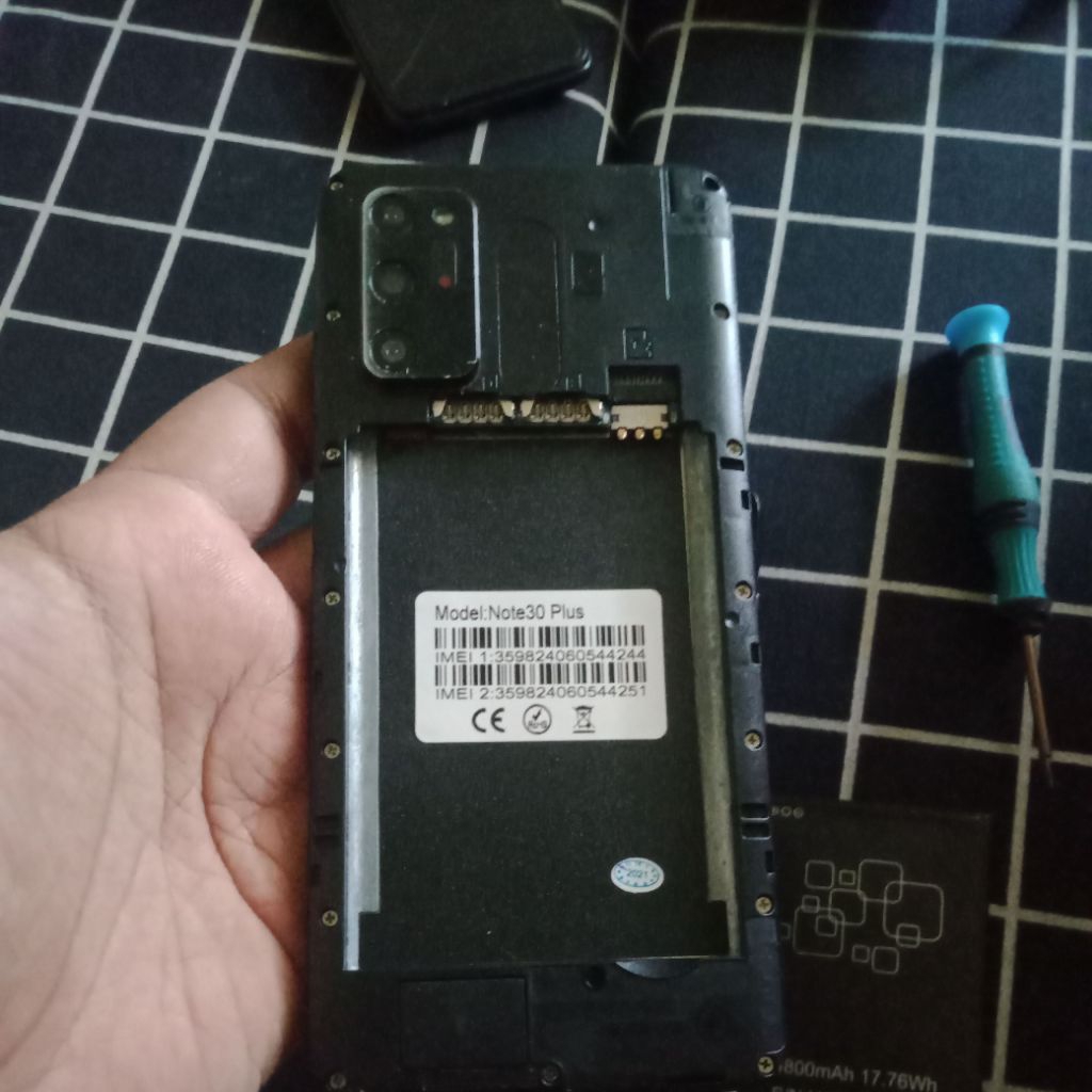 hp cina welcome note30 plus normal g ada baterai