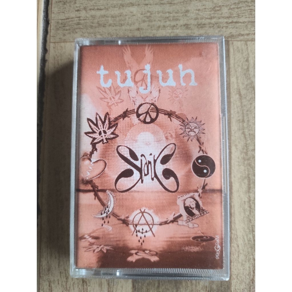 kaset pita SLANK "tujuh"