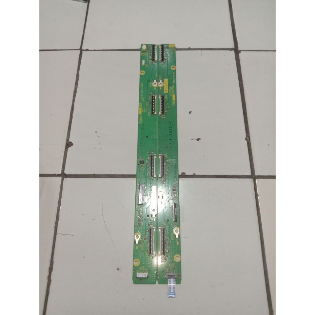 buffer bawah tv Panasonic TH-P42A2G