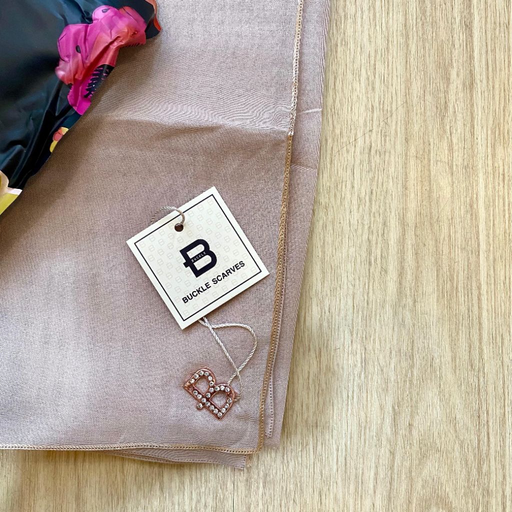 SEGIEMPAT PARIS VINTAGE LUXURY BUCKLE SEGIEMPAT BUCKLE SCARF