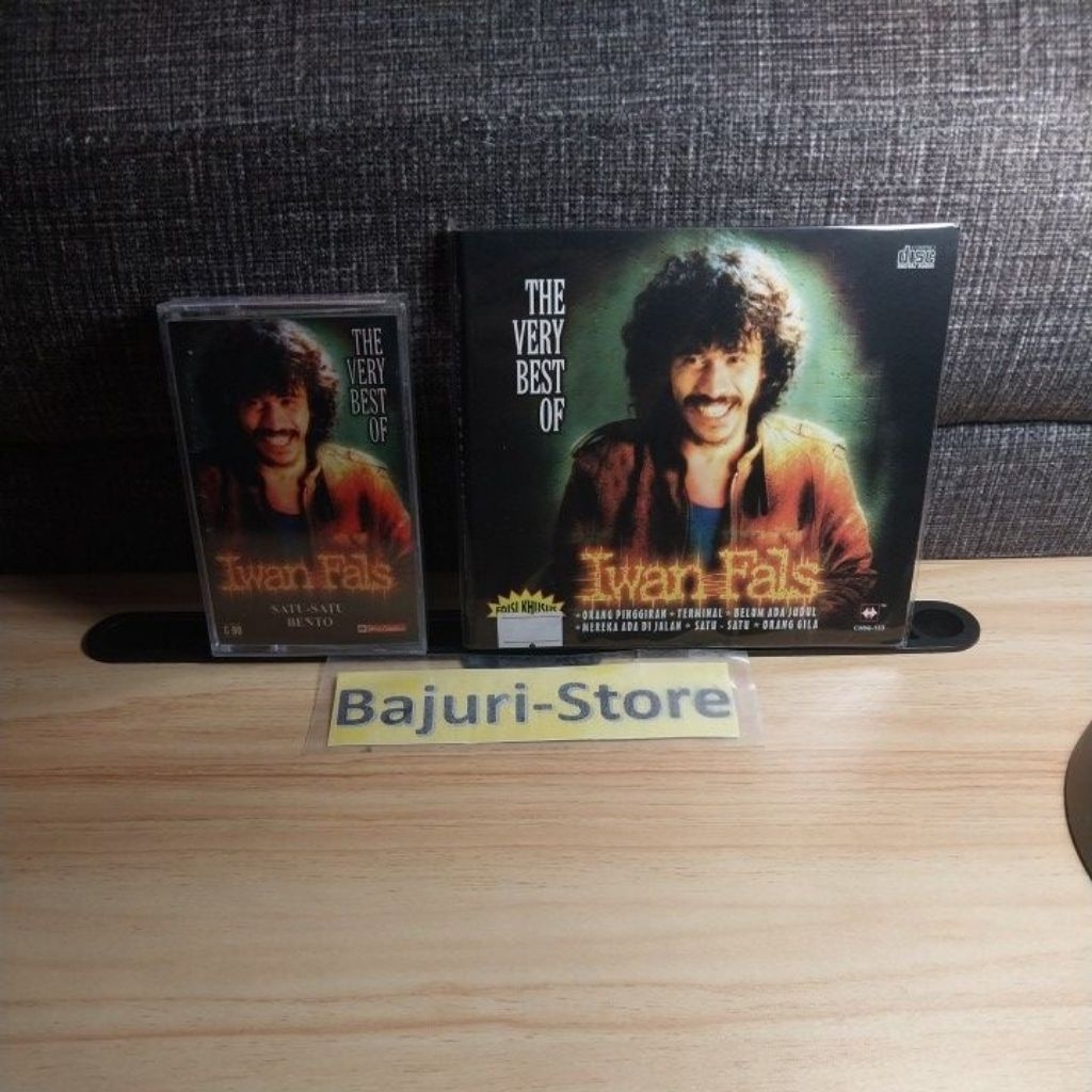 CD "Iwan Fals" + Kaset Pita "Iwan Fals"/Album "The Very Best Iwan Fals"/Segel/Sealed/Original/Rare/L