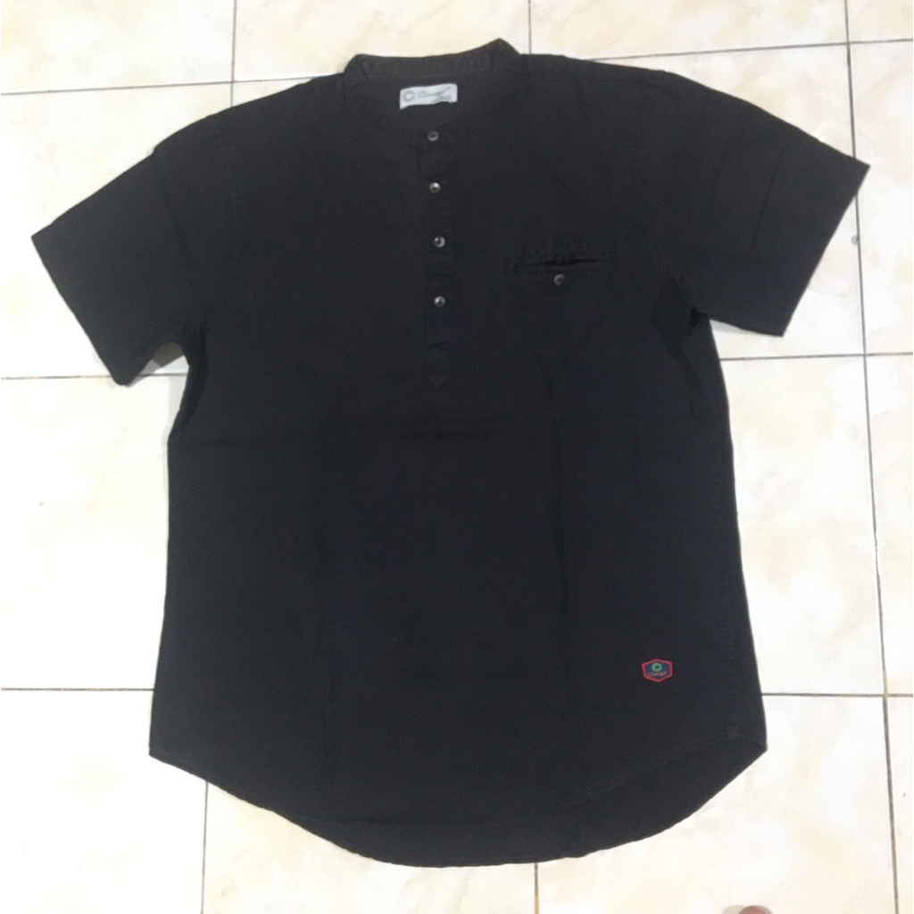 Kemeja Kerah Sanghai Brand Concept