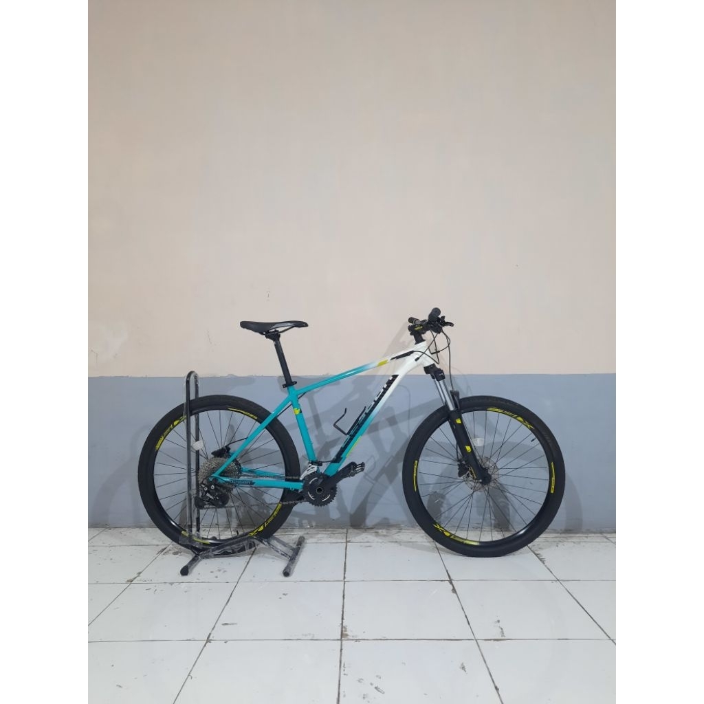 POLYGON XTRADA 5 LE TAHUN 2021