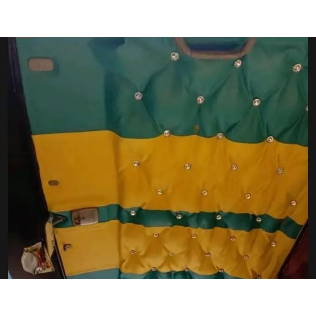 PLAFON MOBIL TRUK CANTER MODEL SOFA