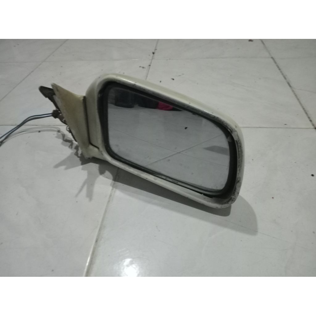 spion kanan ORI Mitsubishi eterna