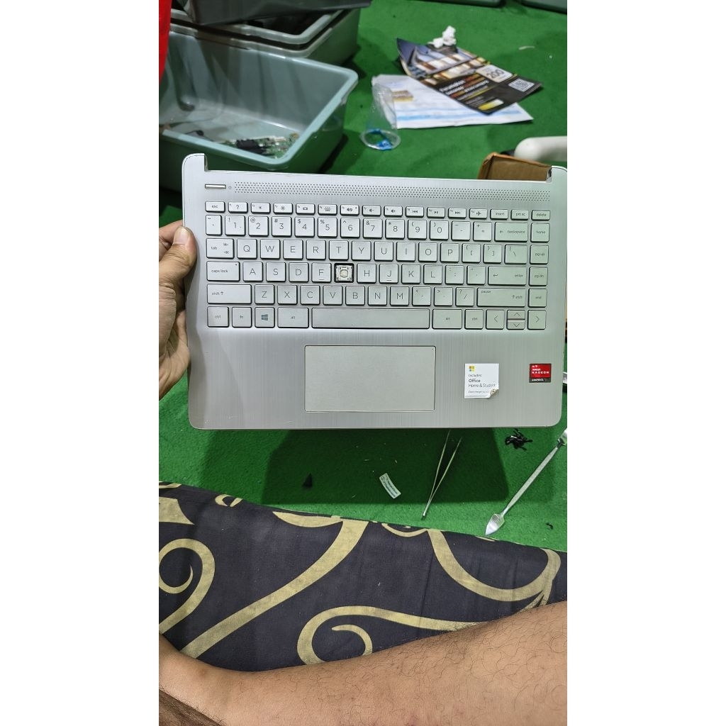 Palmrest HP 14s-DQ Tanpa Touchpad