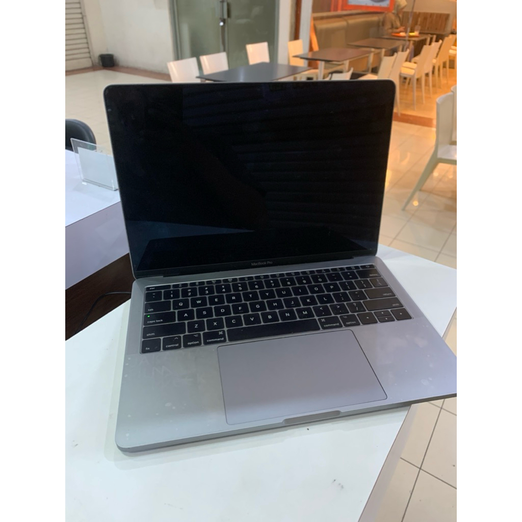 macbook pro 2017 matot