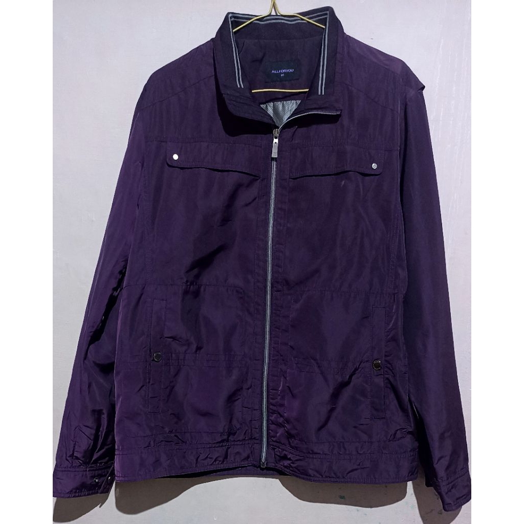 Jaket All.For.You warna ungu gelap