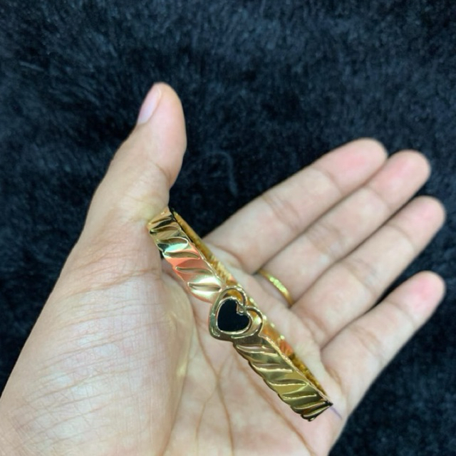 Best Sellert Gelang Tangan Wanita Titanium Gelang Banggle Wanita Gelang Wanita Model Titanium Gelang