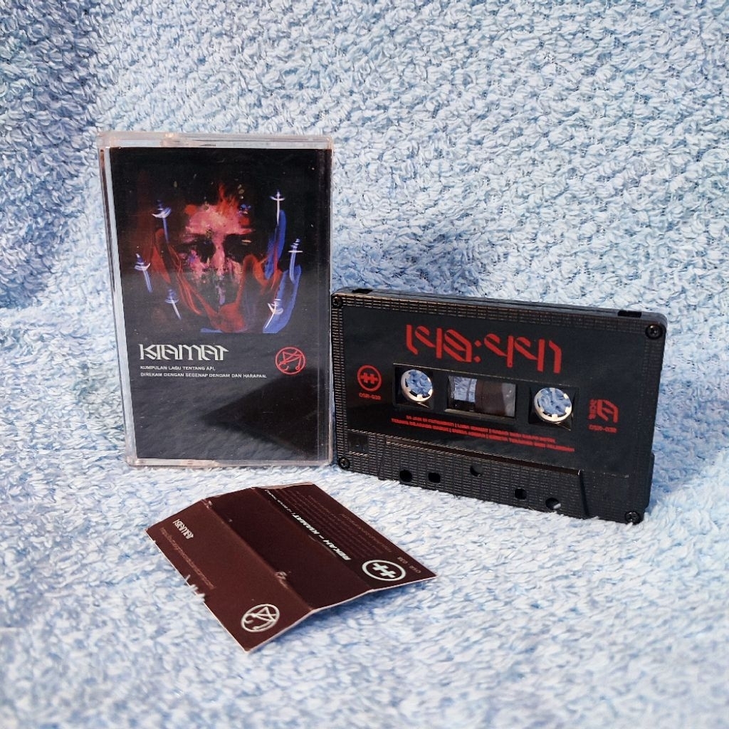 Kaset Pita Rekah Kiamat
