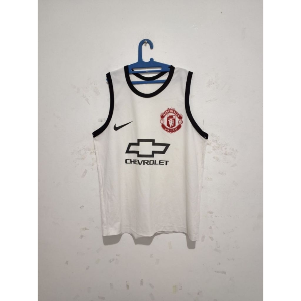 Baju jersey basket kutung nike Manchester united chevrolet size M