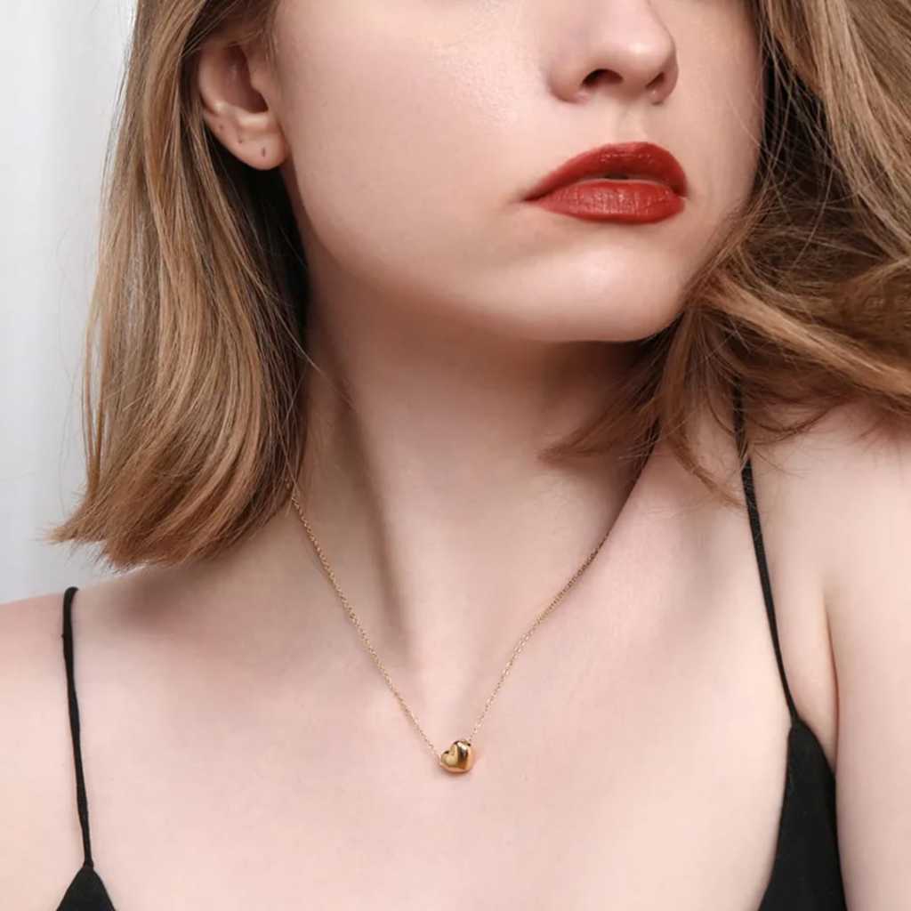 Kalung Liontin Love Gold Model Korea Simple Wanita Kekinian