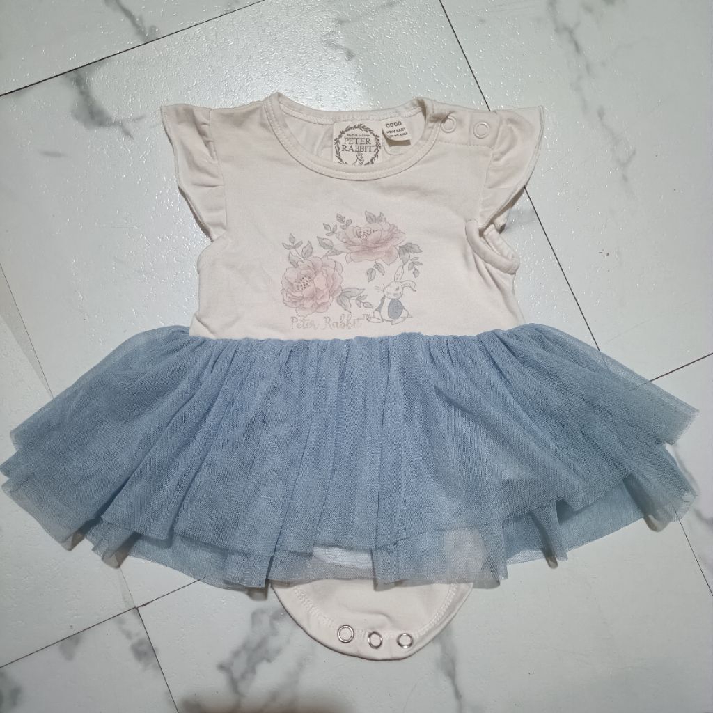 petter rabbit jumper