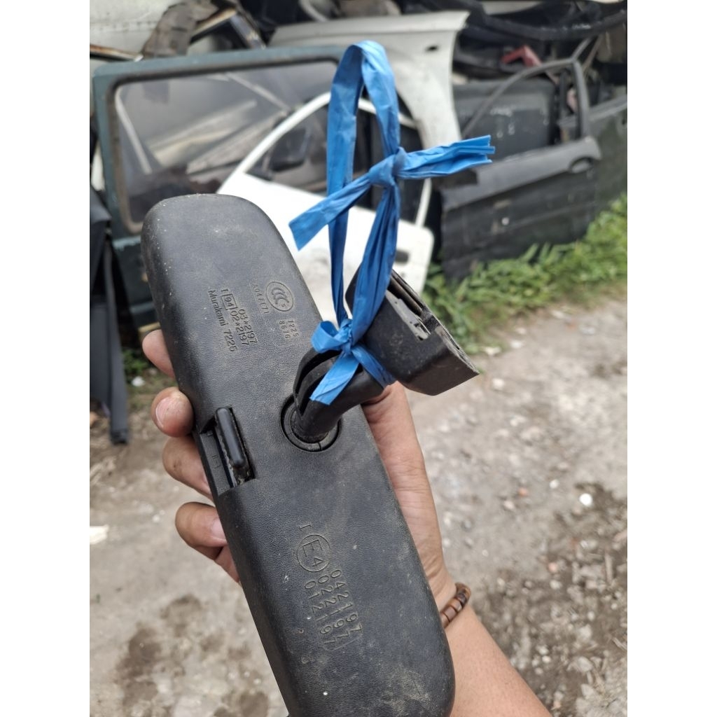 Spion Kaca Tengah Innova Reborn Original