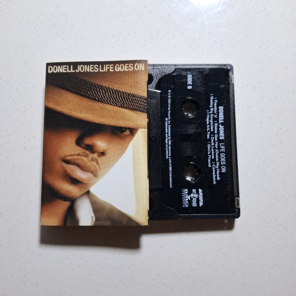 Kaset Pita Musik Donell Jones - Life Goes On