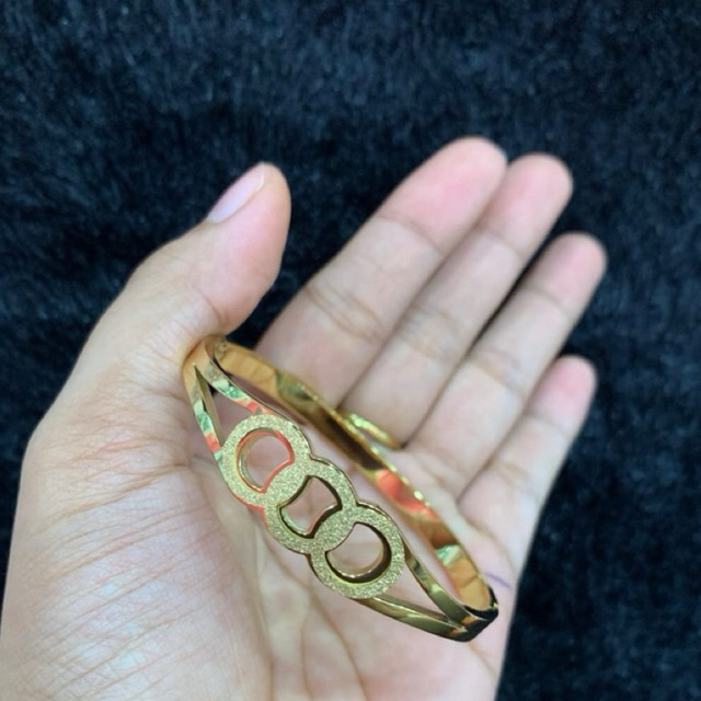Terlaris Gelang Bangle Gelang Tangan Wanita Titanium Gelang Wanita Model Titanium Gelang Wanita Terb