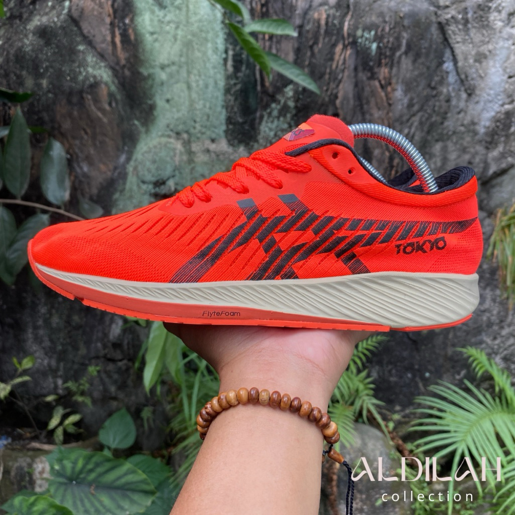 Asics Tokyo Flytefoam Tech Running Size 42 (27cm)