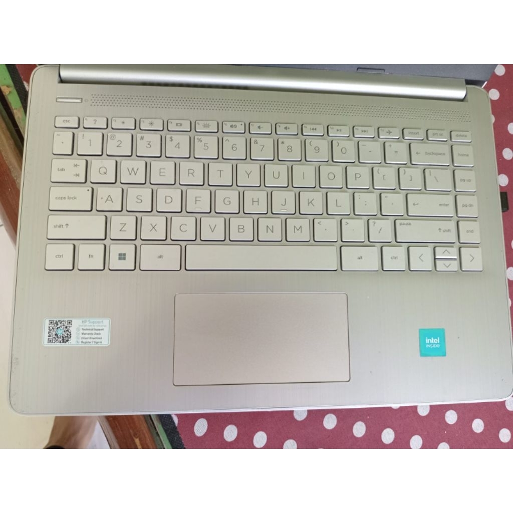 laptop HP 14s