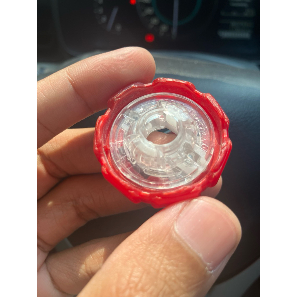Beyblade X Ratchet 7-70 second light used