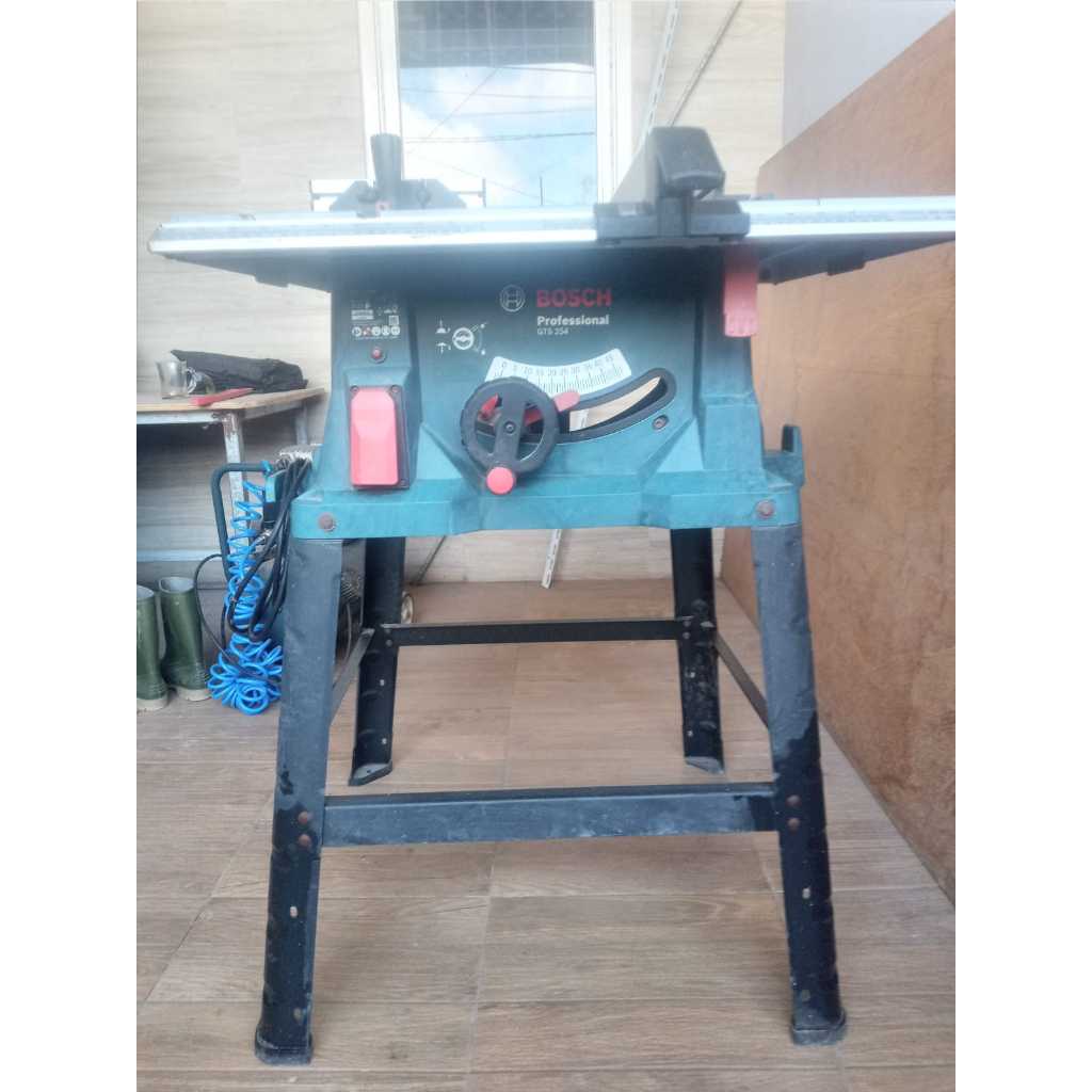 Table Saw Bosch GTS 254