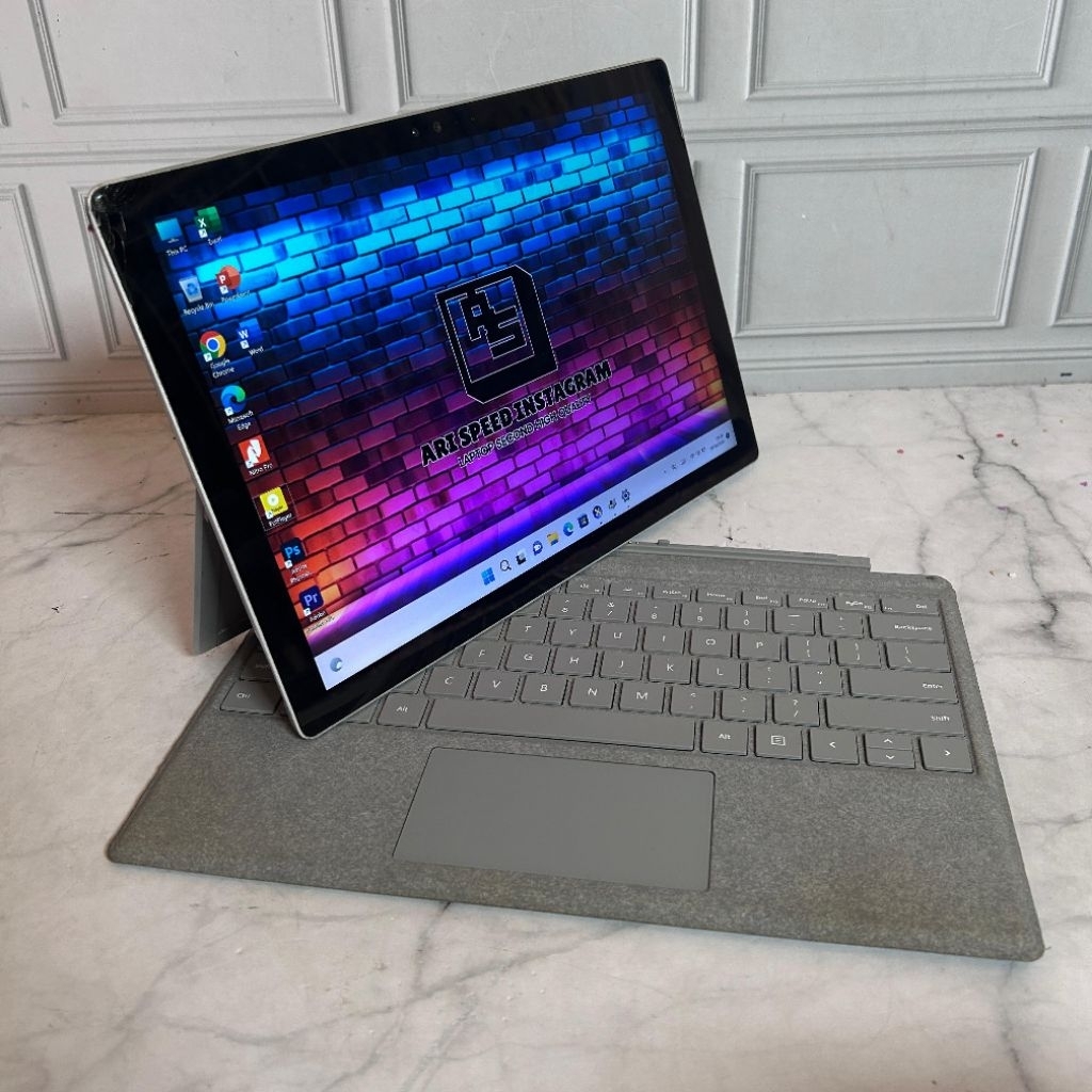 MICROSOFT SURFACE PRO 4 i7-6650U TOUCHSCREEN/ 8GB RAM / SSD 256GB / 2K