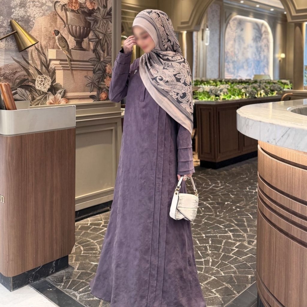 Thaqiyyah Abaya - Nadeea.id