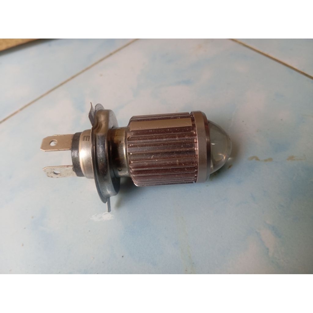 Lampu Depan LED Vixion Old Normal Bekas