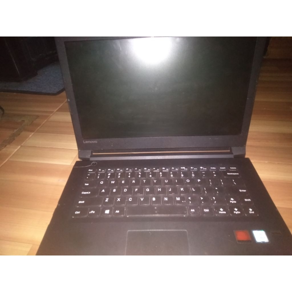 laptop Lenovo v310