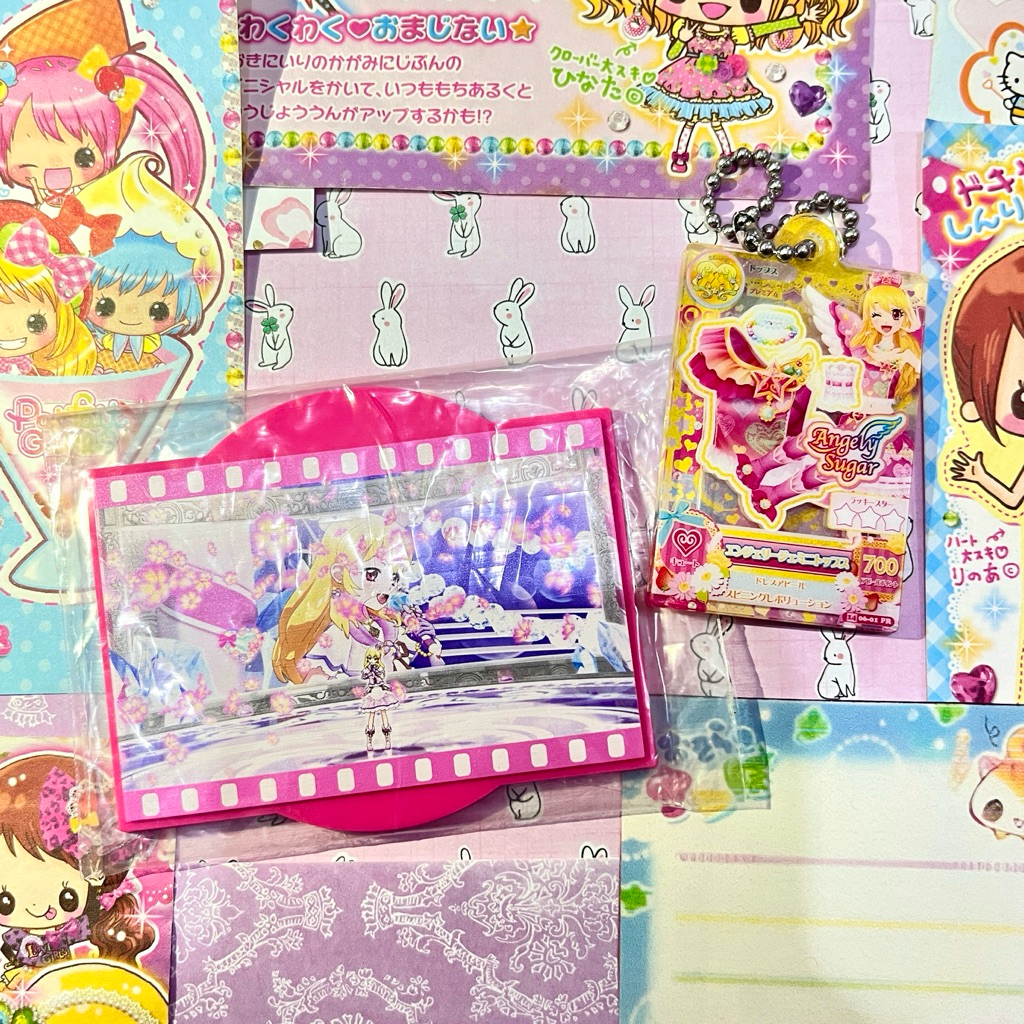 [SET] Aikatsu trinkets Ichigo Gemini charm gachapon rubber coaster