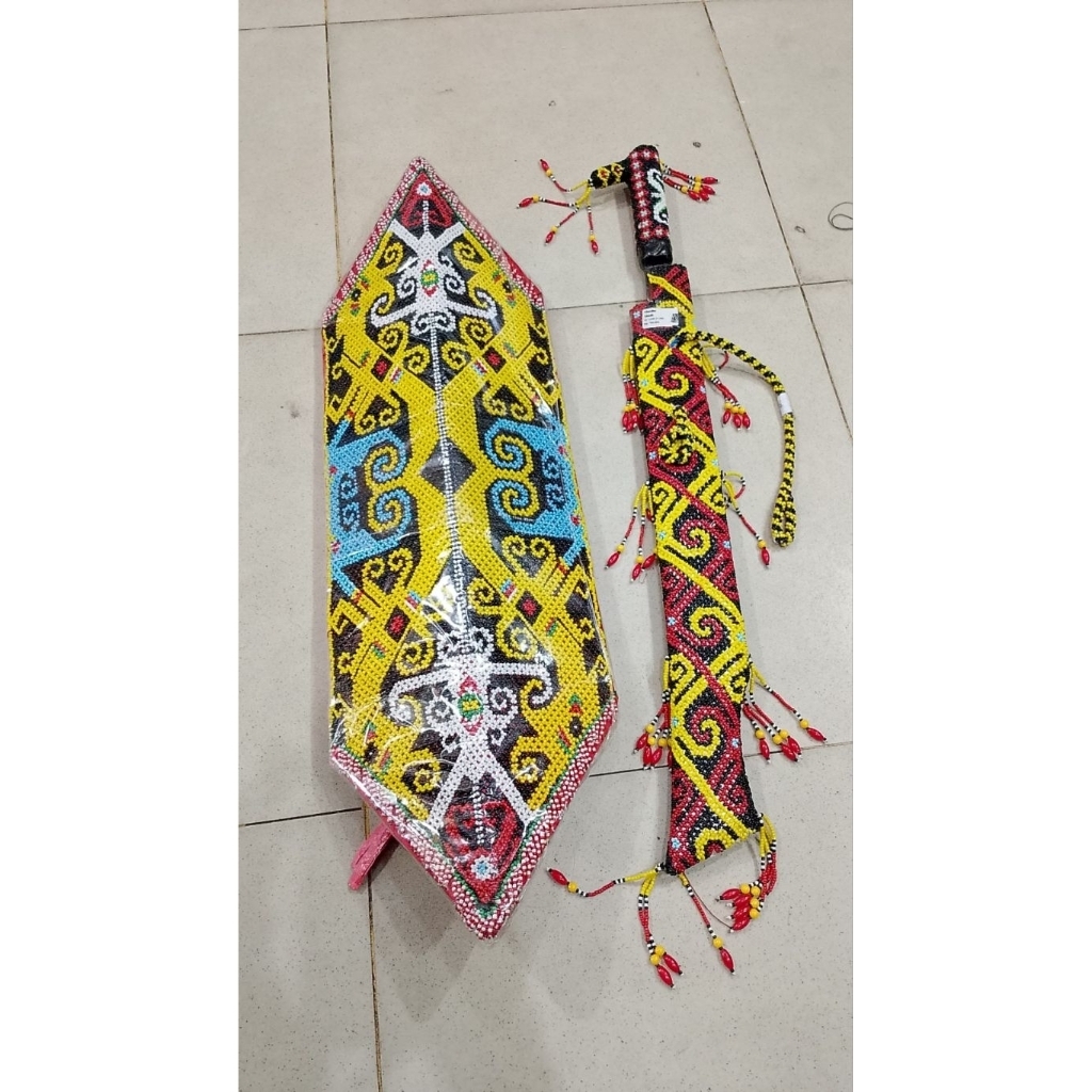 SOUVENIR TAMENG MANDAU MANIK KHAS DAYAK // SOUVENIR MANIK KHAS DAYAK // TAMENG DAN MANDAU MANIK DAYA