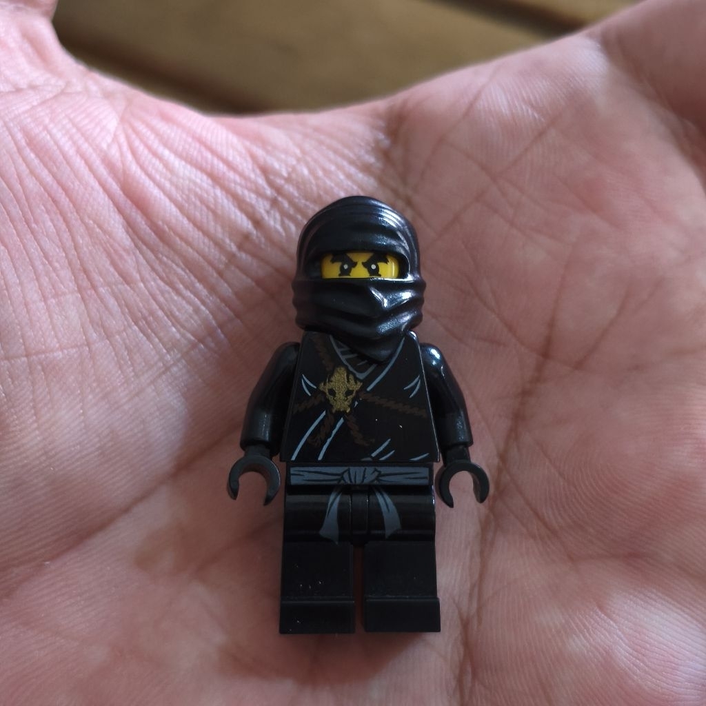 Lego minifigure Ninjago -Cole Pilot