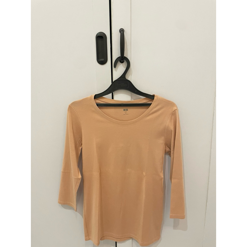 PRELOVED NEW UNIQLO Supima cotton crew neck