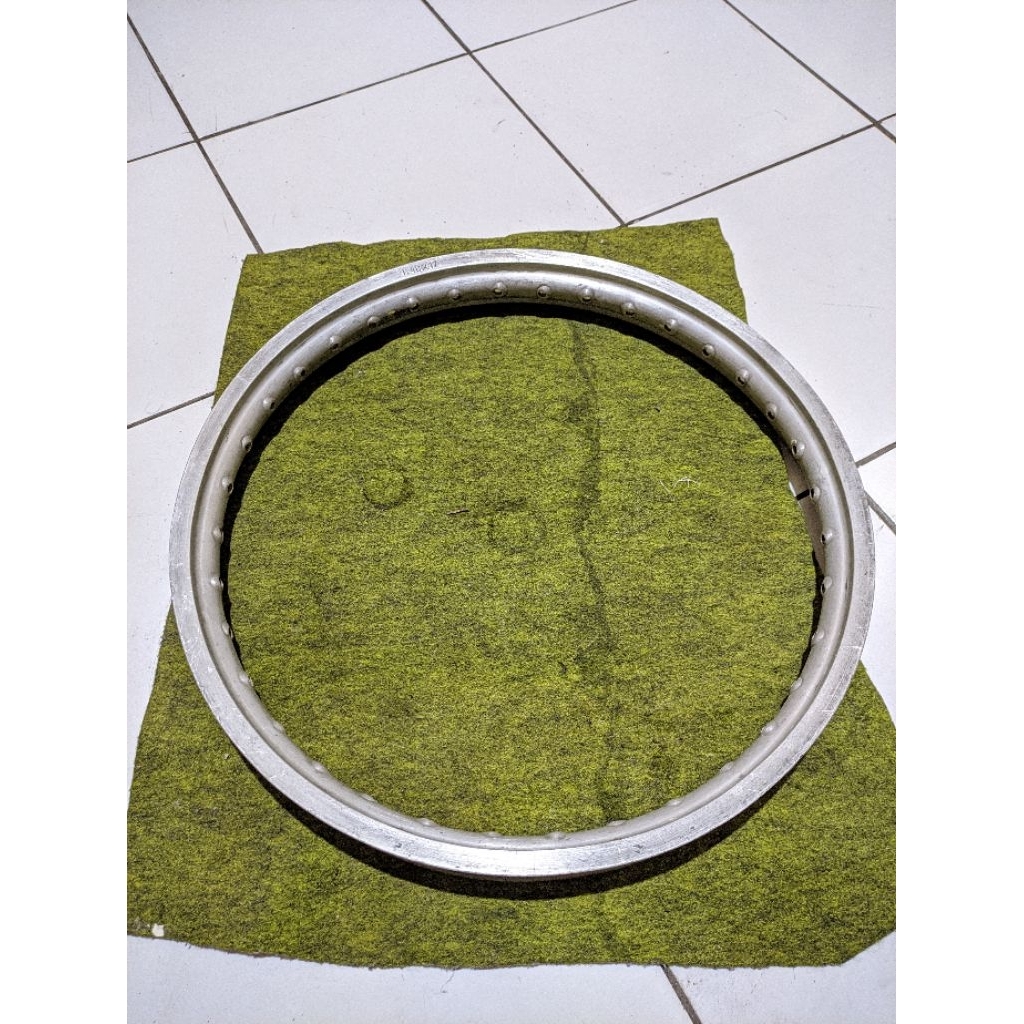 Velg Lawas 140-17 silver