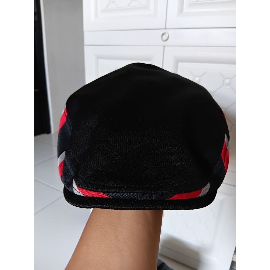 Topi Copet Seniman Bekas