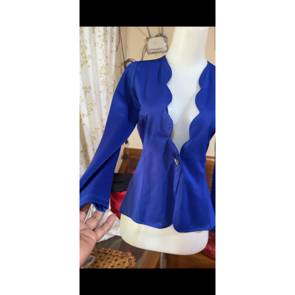 Blazer /outer / caredigan cewek biru Bca biru elektrik