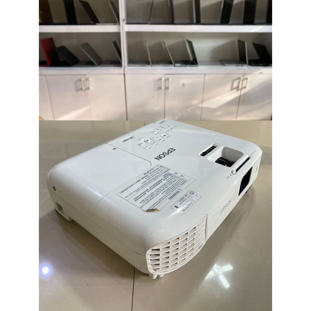 PROYEKTOR  EPSON EB-X500