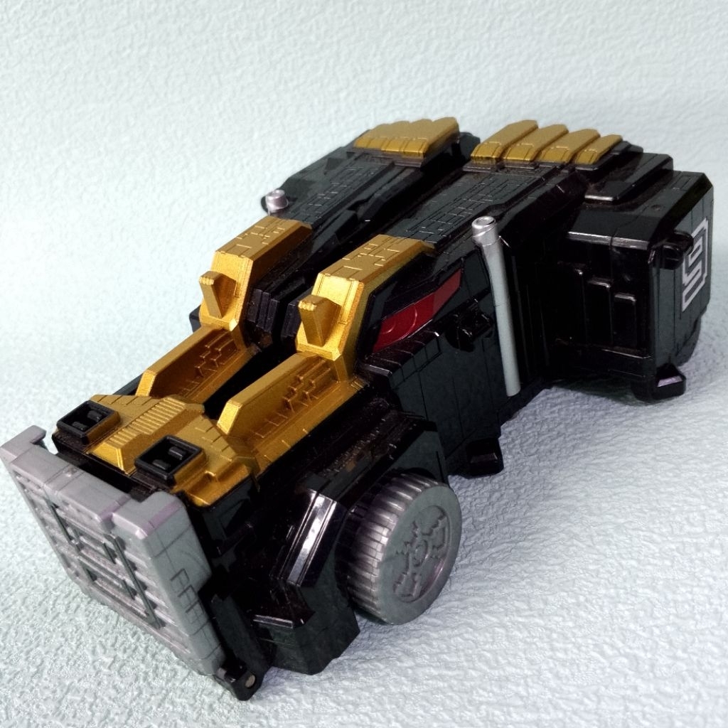 DX Megazord Cube Rhinos Super Sentai ZyuohGer BANDAI Japan