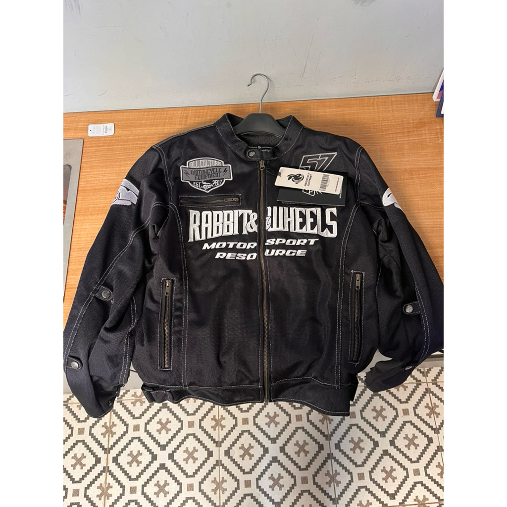 Jaket Rabbit and Wheels