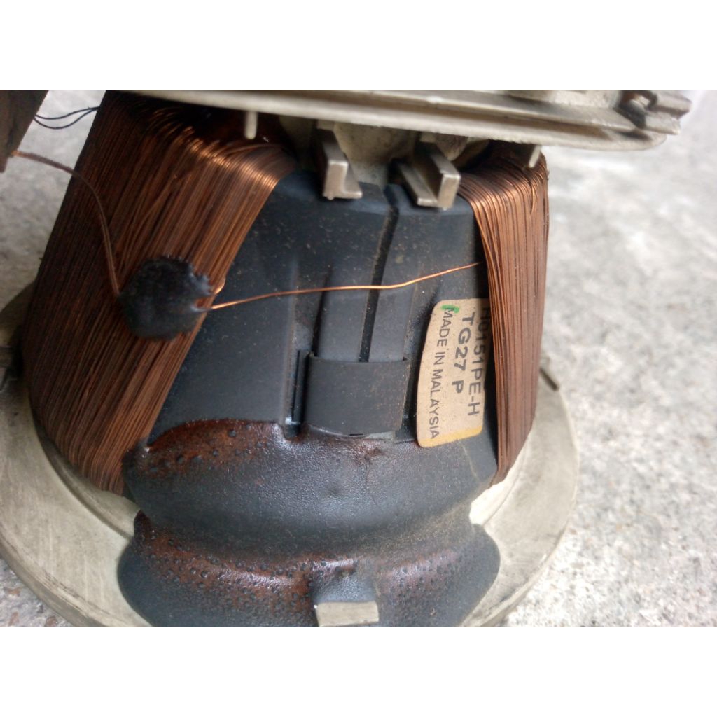 Yoke,konde tv tabung cembung 20 -21 inc merk sharp,normal.