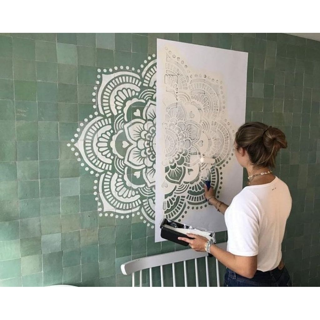 stensil dinding motif mandala hena