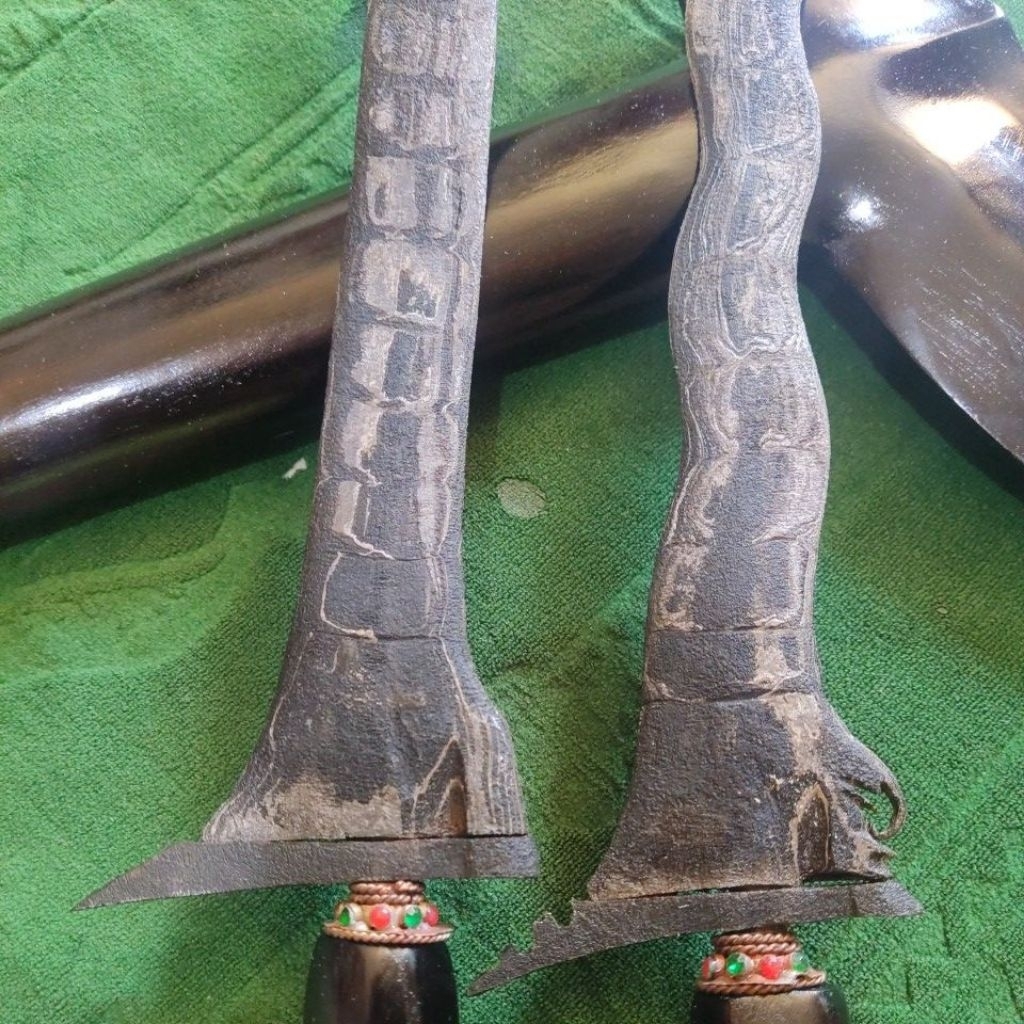 keris tilam pamor melati tumpuk
