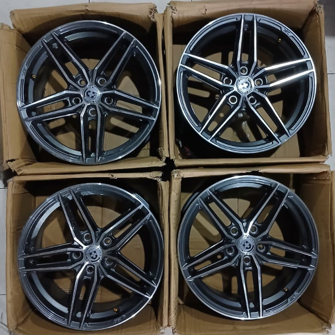 Velg Mobil Bekas Second Ring 17 Lubang 5 HRE R17 LUBANG PCD 5X114,3