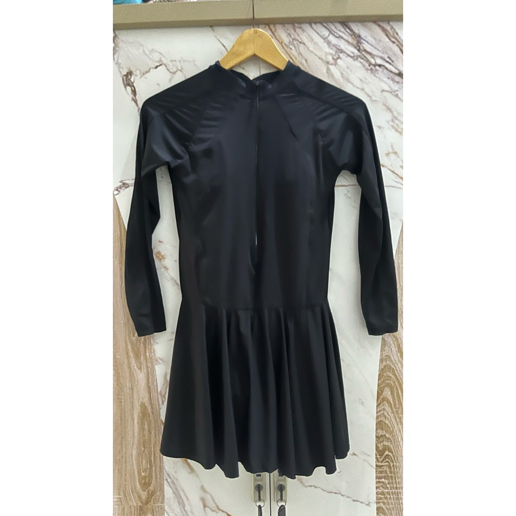 Preloved baju renang