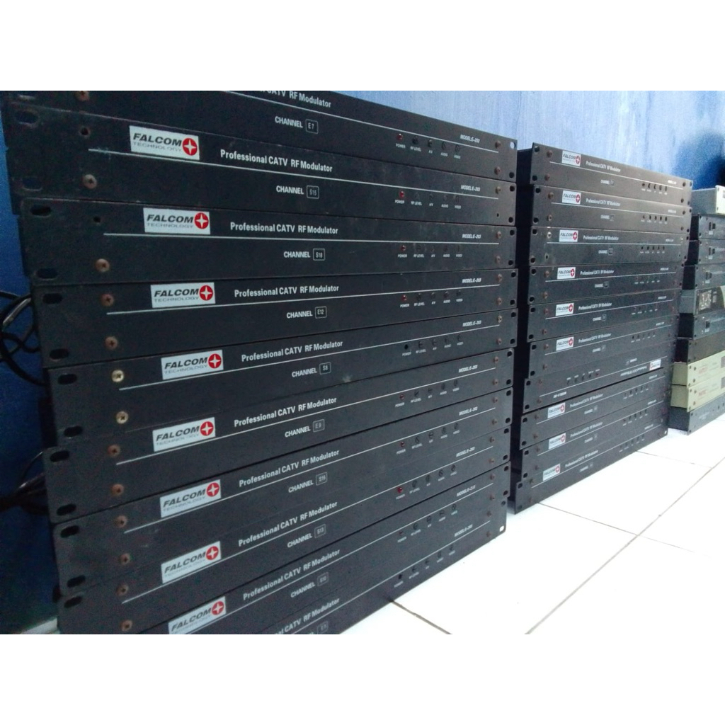 Modulator Falcom 203 Normal 20 Channel RF Modulator CATV TV Analog