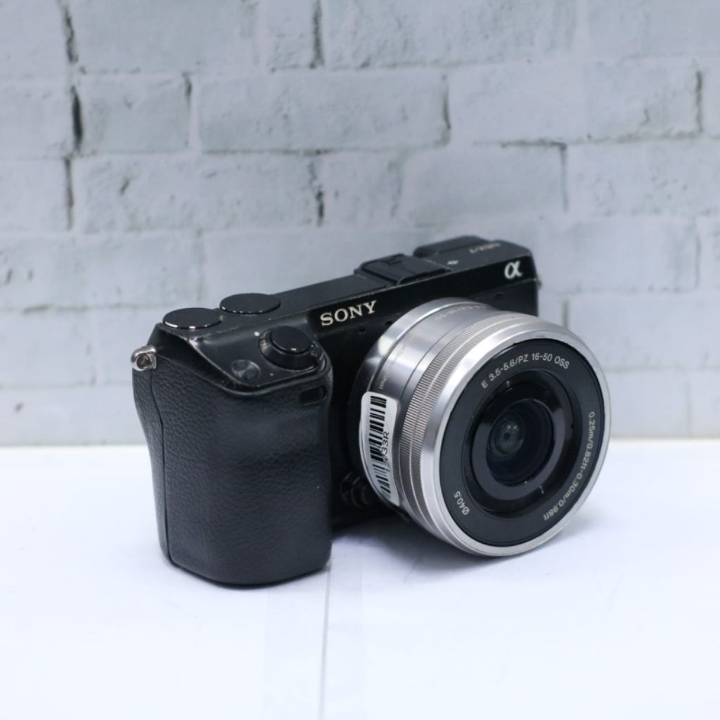 Sony Nex-7 + 16-50MM
